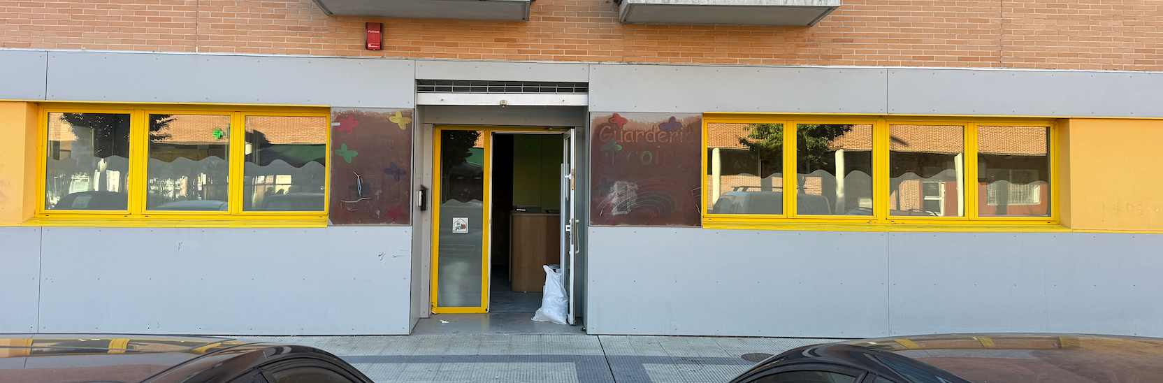 Estado inicial del local antes de convertirse en una oficina de MAPFRE